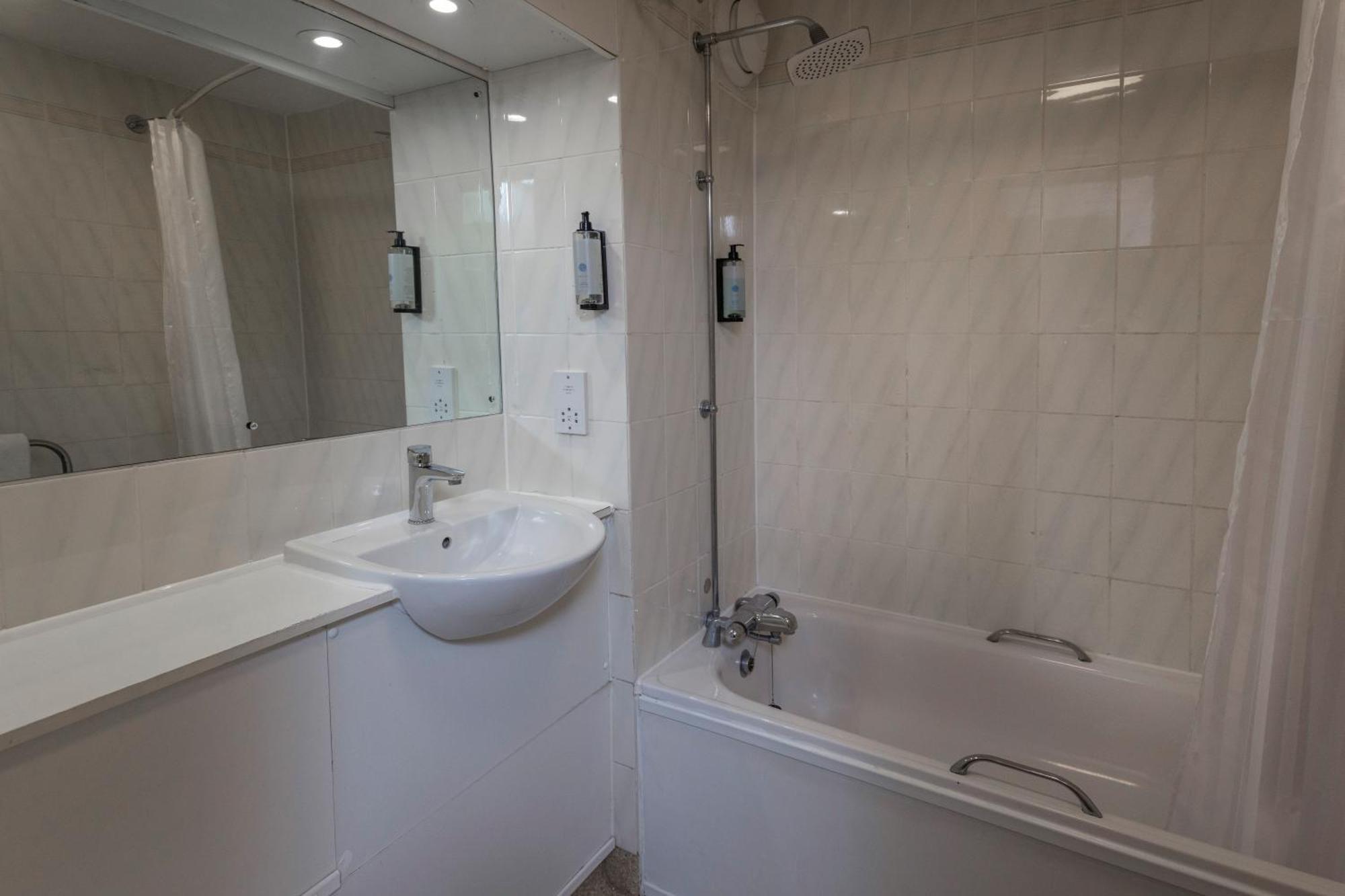 Casa Mere Manchester Airport, Knutsford, Sure Collection By Best Western Buitenkant foto