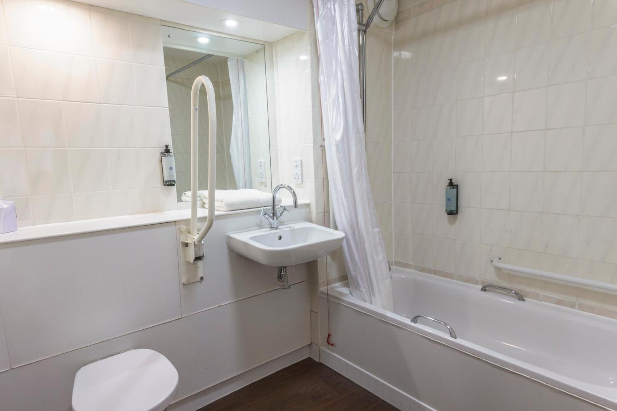 Casa Mere Manchester Airport, Knutsford, Sure Collection By Best Western Buitenkant foto