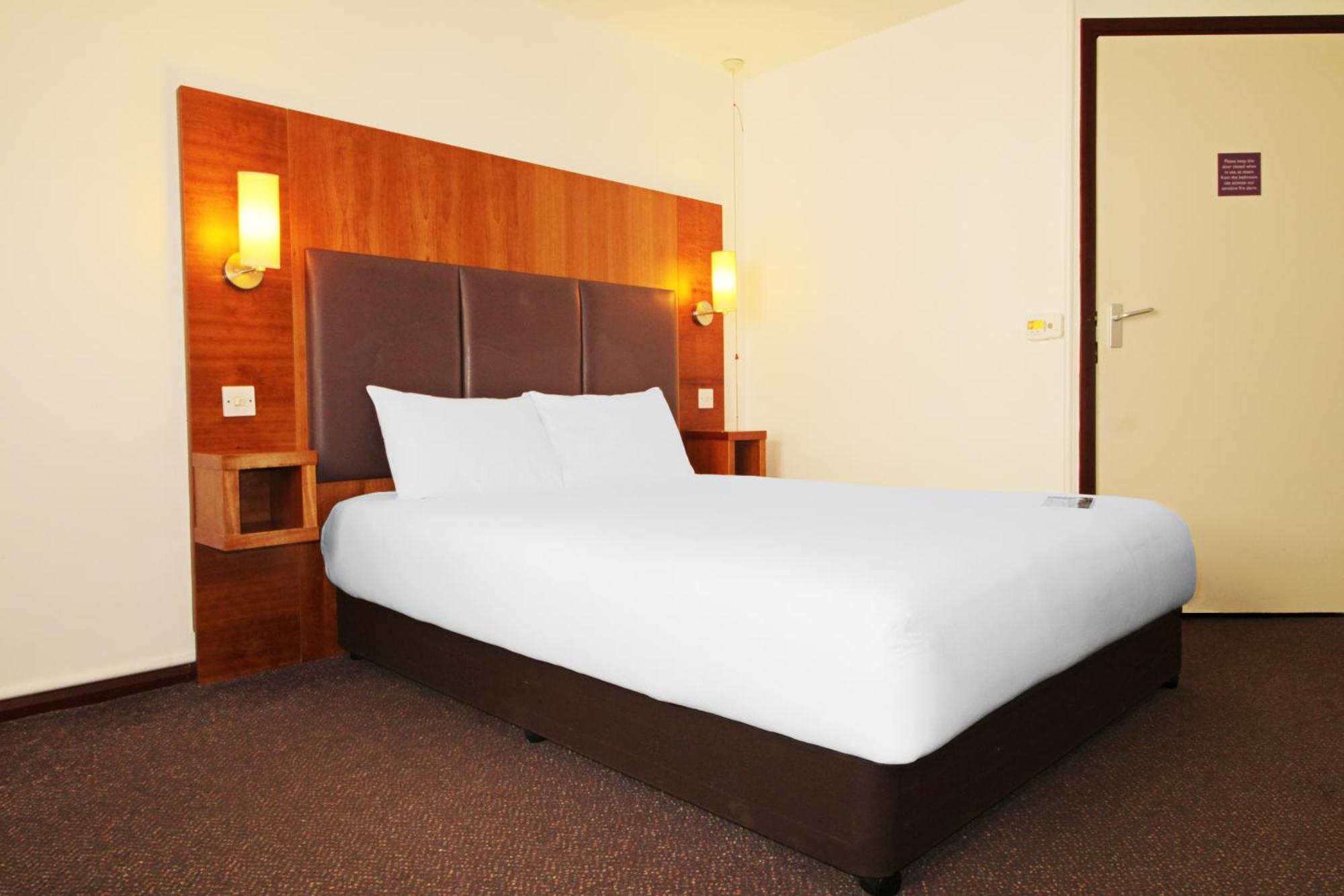 Casa Mere Manchester Airport, Knutsford, Sure Collection By Best Western Buitenkant foto